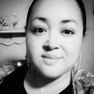 Meet your Posher, Rena